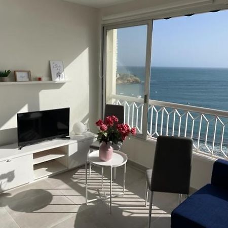 Precioso apartamento a estrenar en primera línea de playa Benidorm Exterior foto