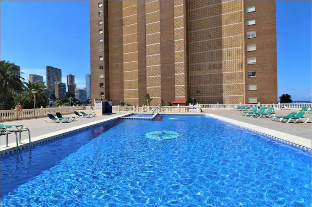 Precioso apartamento a estrenar en primera línea de playa Benidorm Exterior foto