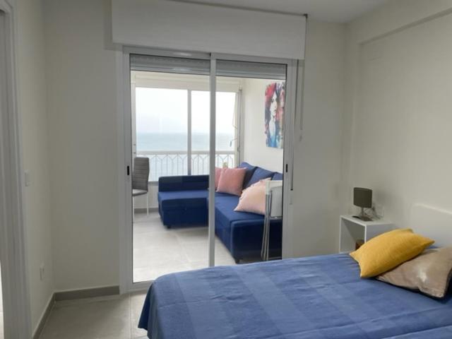 Precioso apartamento a estrenar en primera línea de playa Benidorm Exterior foto