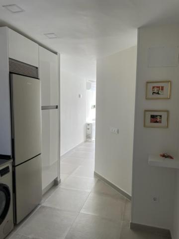 Precioso apartamento a estrenar en primera línea de playa Benidorm Exterior foto